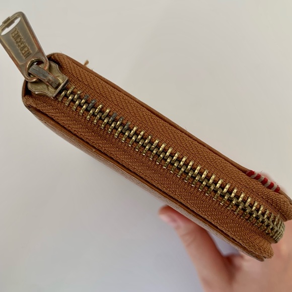 Herschel Supply Company Wallet - Picture 8 of 8